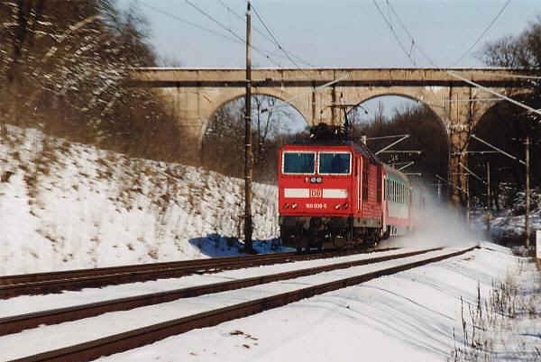 Lokzug mit 180 008-5 Frankfurt Rosengarten, Februar 2001, Foto Sven Lehmann