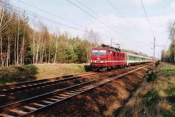 Lokzug mit 180 009-3 Fürstenwalde, Mai 1998, Foto Sven Lehmann